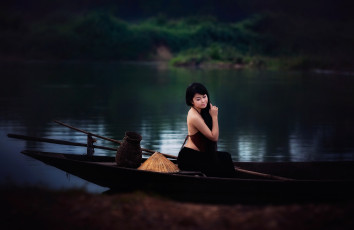Картинка девушки -unsort+ азиатки лодка