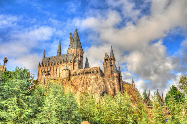 Обои картинки фото the wizarding world of harry potter , universal orlando resort, города, - дворцы,  замки,  крепости, замок