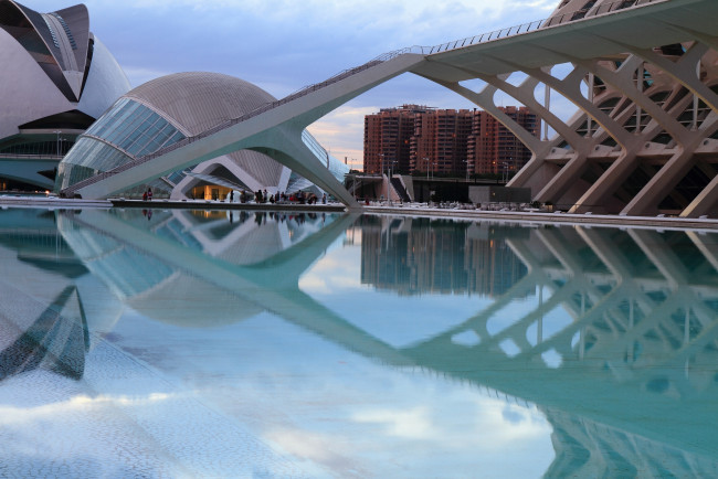 Обои картинки фото city of arts and sciences, valencia,  spain, города, - здания,  дома, валенсия, испания