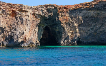Картинка природа побережье грот пещера море берег скалы