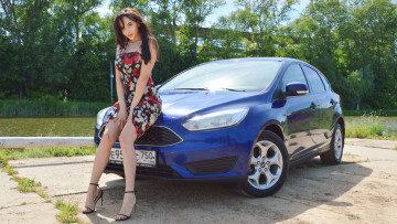 Картинка автомобили -авто+с+девушками ford focus hatchback