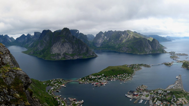 Обои картинки фото lofoten, islands, norway, природа, пейзажи, горы, острова, озеро