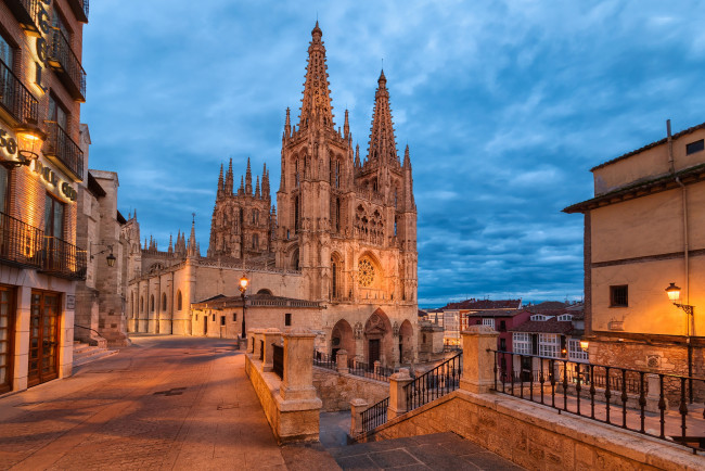 Обои картинки фото catedral de burgos,  castillas y le&, 243, города, - католические соборы,  костелы,  аббатства, храм