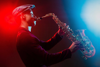 Картинка музыка -другое мужчина саксофон