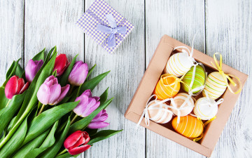 обоя праздничные, пасха, цветы, яйца, colorful, тюльпаны, happy, wood, pink, flowers, tulips, easter, purple, eggs, decoration