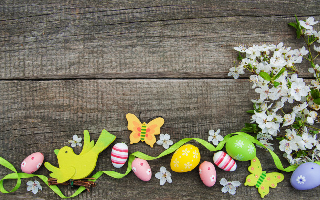 Обои картинки фото праздничные, пасха, цветы, яйца, colorful, happy, wood, blossom, flowers, spring, easter, eggs, decoration