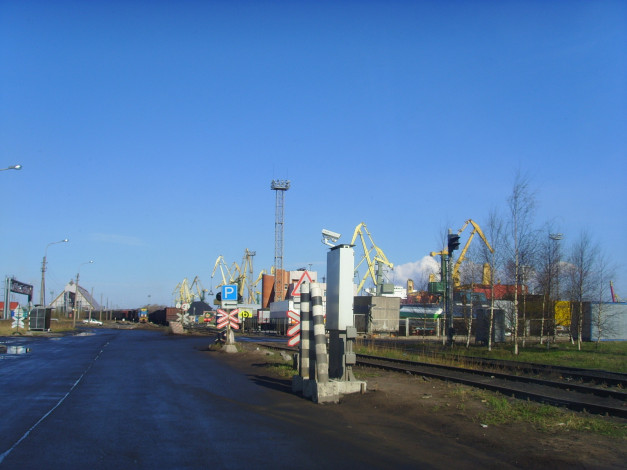 Обои картинки фото грузовой, порт, города, санкт, петербург, петергоф, россия