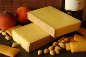 Картинка comt& 233 +reserva еда сырные+изделия сыр