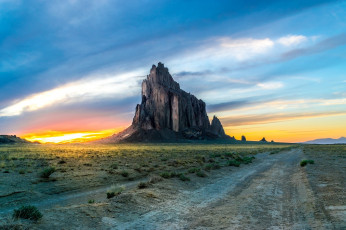 Картинка природа дороги гора пустыня рассвет долина монументов