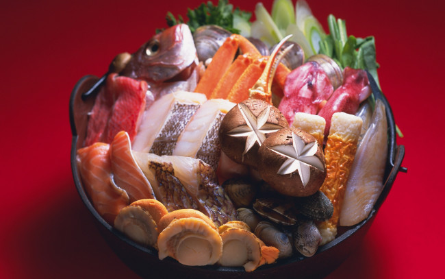Обои картинки фото еда, разное, shellfish, шампиньоны, грибы, mollusc, fish, раковины, рыба, морепродукты, seafood, японская, кухня, моллюски, Япония, japan, food, mushroom, зелень