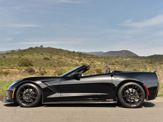 Обои картинки фото автомобили, corvette, hennessey, темный, 2014, г, supercharged, hpe700, convertible, stingray