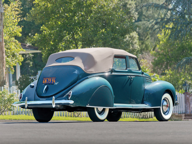 Обои картинки фото автомобили, lincoln, sedan, convertible, 1939, г, zephyr, 96h-74