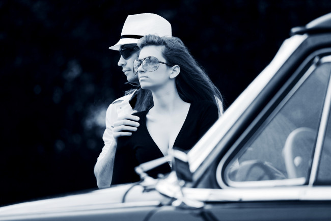 Обои картинки фото разное, мужчина женщина, парень, девушка, авто, очки, шляпа, чёрно-белое