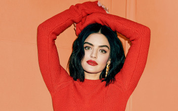 обоя девушки, lucy hale, брюнетка, свитер