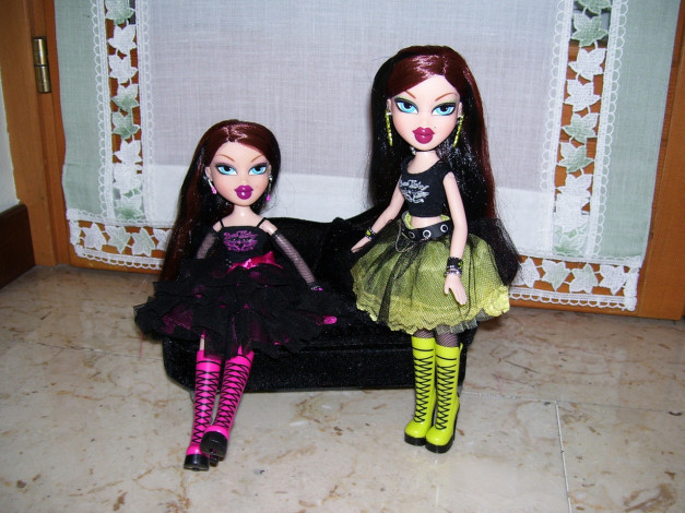 Обои картинки фото разное, bratz, куклы