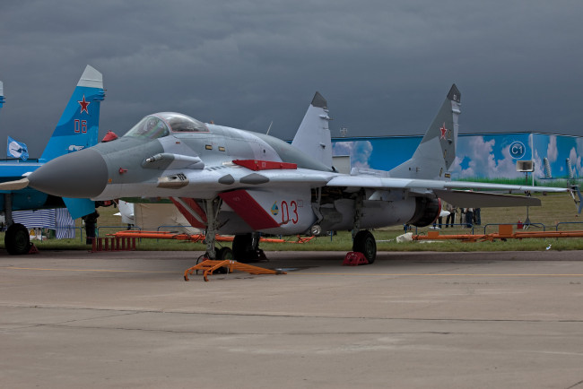 Обои картинки фото авиация, боевые, самолёты, mig-29smt