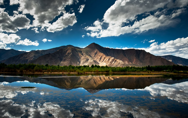 Обои картинки фото природа, реки, озера, озеро, отражение, облака, горы
