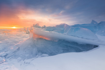Картинка природа айсберги+и+ледники байкал озеро солнце зима лёд