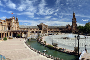 Картинка города севилья+ испания мостик фонтан канал площадь