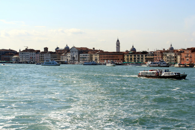 Обои картинки фото города, венеция , италия, здания, башни
