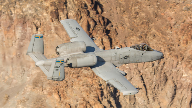 Обои картинки фото a-10c thunderbolt ii, авиация, боевые самолёты, ввс