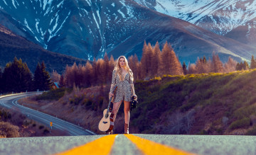 Картинка девушки -+блондинки +светловолосые горы дорога блондинка гитара шляпа