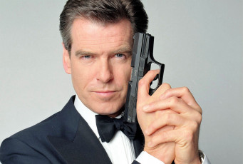 обоя кино фильмы, 007,  die another day, джеймс, бонд, пистолет