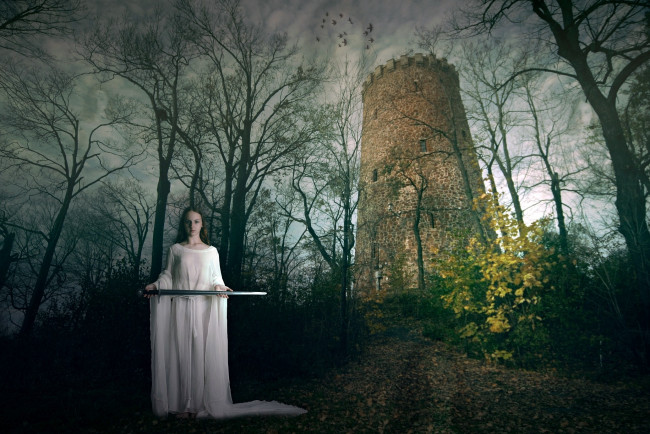Обои картинки фото фэнтези, девушки, белое, платье, лес, сумерки, меч, башня