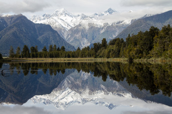 Картинка природа реки озера mirror - lake matheson горы new zealand новая зеландия отражение озеро