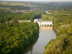 обоя chateau, de, chenonceau, france, города, замки, луары, франция, лес, панорама, пейзаж, река, шер, cher, river, замок, шенонсо