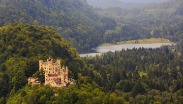 Картинка города замки+германии река лес горы