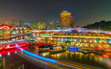 Картинка города сингапур+ сингапур дома огни река clarke quay яркие ночь причалы лодки иллюминация