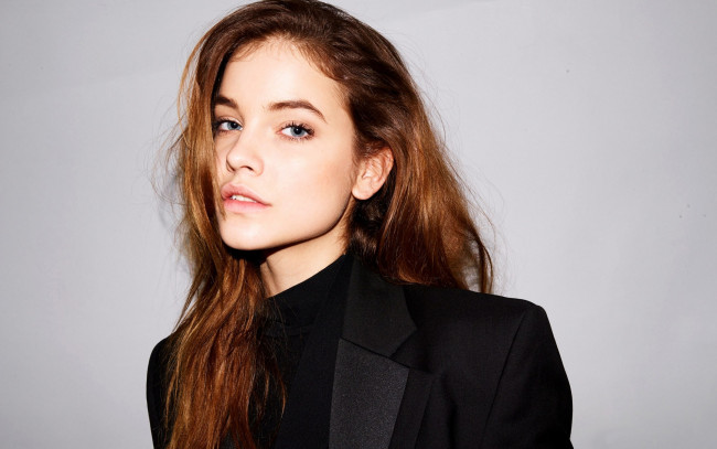 Обои картинки фото barbara palvin, девушки, barbara, palvin, стройная, сексуальная, девушка, модель, лицо, причёска, взгляд, макияж, флирт