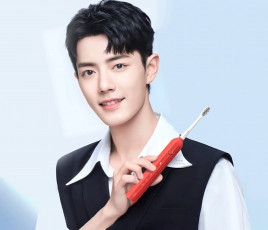 Картинка мужчины xiao+zhan актер зубная щетка