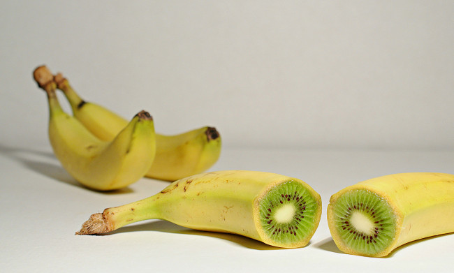 Обои картинки фото юмор и приколы, киви-банан