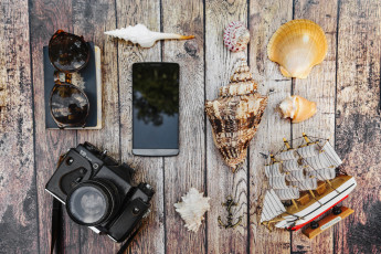 Картинка разное -+другое море лето аксессуары фотоаппарат очки телефон блокнот ракушка