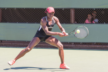 Картинка спорт теннис девушка негритянка ракетка