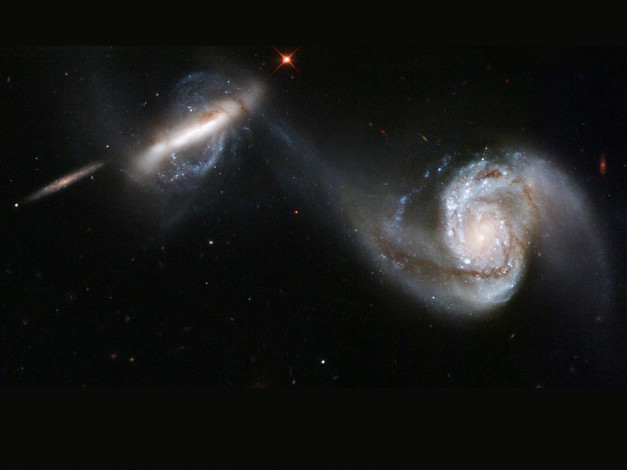 Обои картинки фото пара, галактик, космос, галактики, туманности