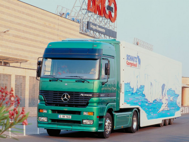 Обои картинки фото автомобили, mercedes, trucks