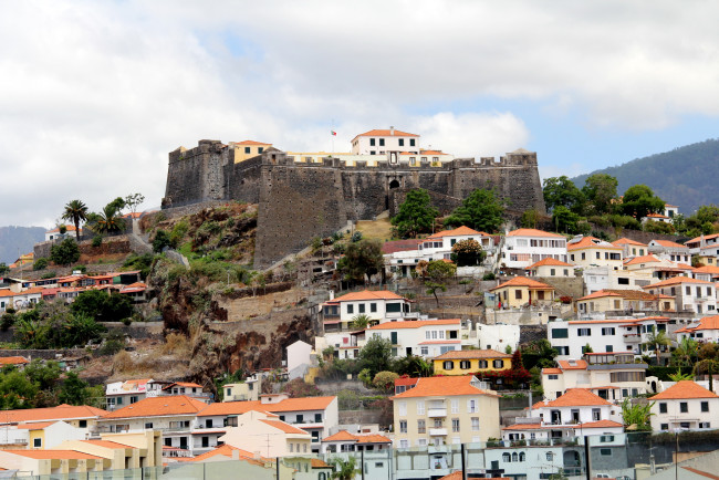 Обои картинки фото madeira, португалия, города, панорамы, мадейра, ландшафт, дома