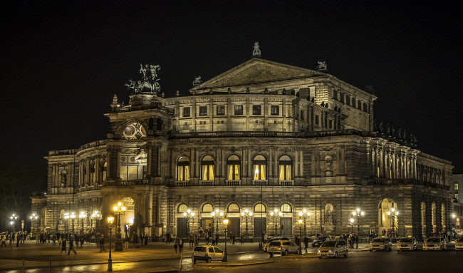 Обои картинки фото dresden by night, города, дрезден , германия, площадь, ночь, дворец