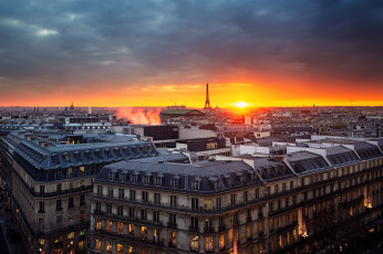 обоя города, париж , франция, париж, небо, вечер, закат, дома, башня, панорама