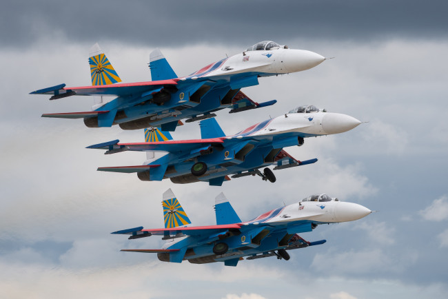 Обои картинки фото авиация, боевые самолёты, истребитель-перехватчик, су-27п, русские, витязи, сухой, су-27, истребители