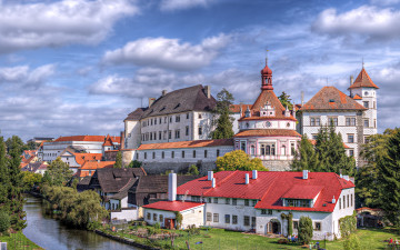 Картинка Чехия йиндржихув градец города улицы площади набережные река дома набережная