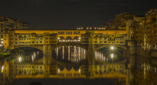 Обои картинки фото ponte vecchio bridge florence, города, флоренция , италия, мост, река, огни, ночь