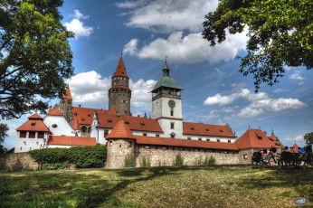 Картинка замок+боузов+ Чехия города -+дворцы +замки +крепости замок
