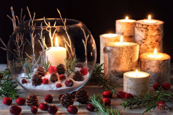 Картинка праздничные новогодние+свечи свечи композиция клюква ветки шишки