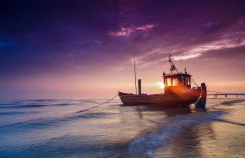 Картинка корабли баржи свет солнце лодка баржа балтийское море