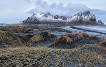 Картинка природа побережье горы снег залив