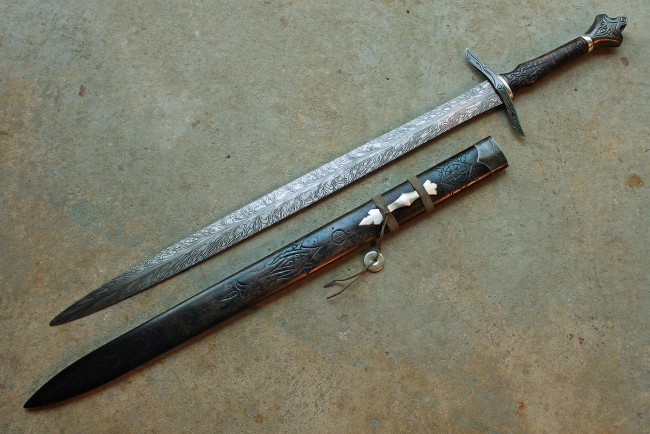 Обои картинки фото оружие, холодное оружие, фон, сталь, рукоятка, меч